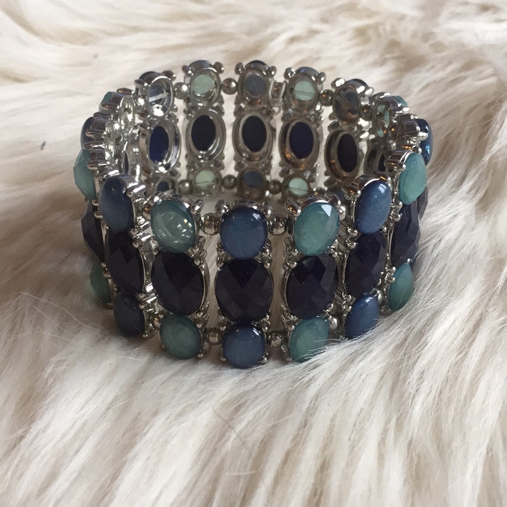 Beaded bracelet